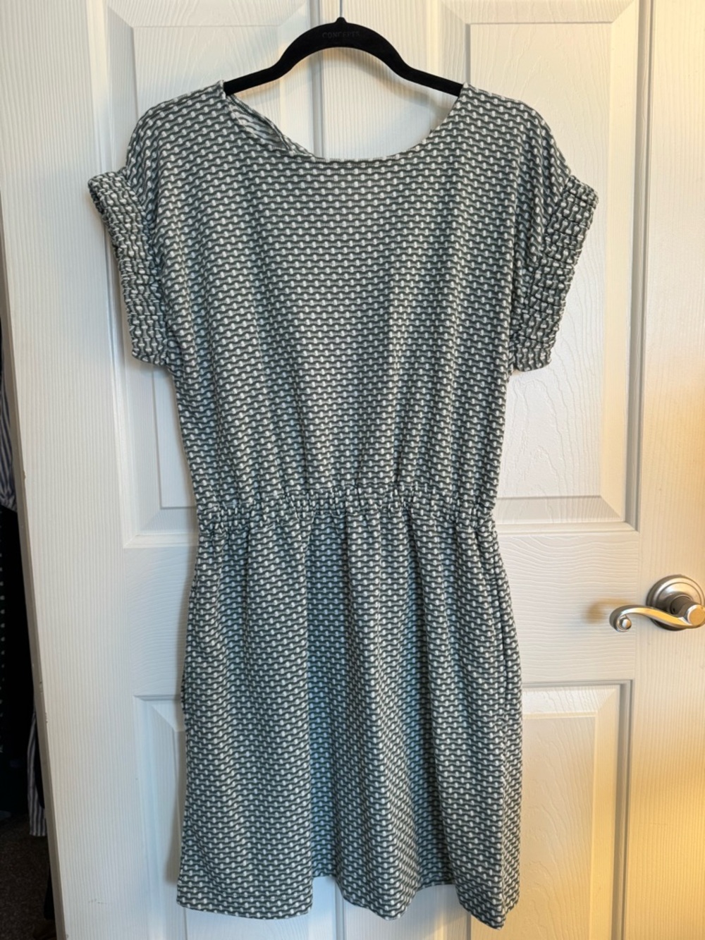 LOFT Green Printed Short Sleeve Elastic-Waist Mini Dress